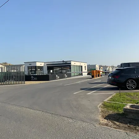 Oasis Middelkerke Romy 1, 2, 3, 4 مكان تخييم *